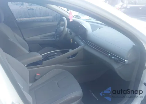 2024 Hyundai Elantra Sel from USA, damaged, VIN KMHLM4DG6RU665647